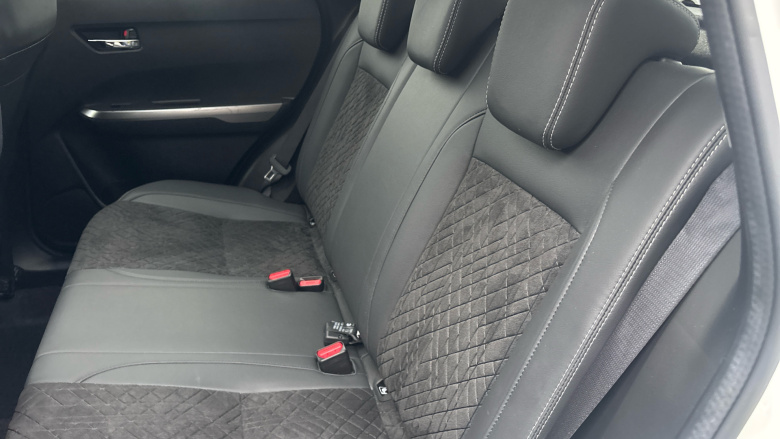 Suzuki Vitara 1.4 Boosterjet 48V Hybrid SZ5 5dr Petrol Estate